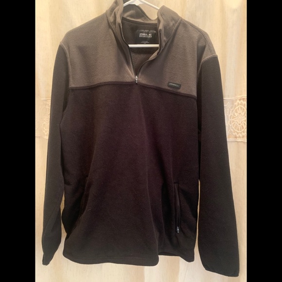 O’Neil pullover. - Picture 1 of 2